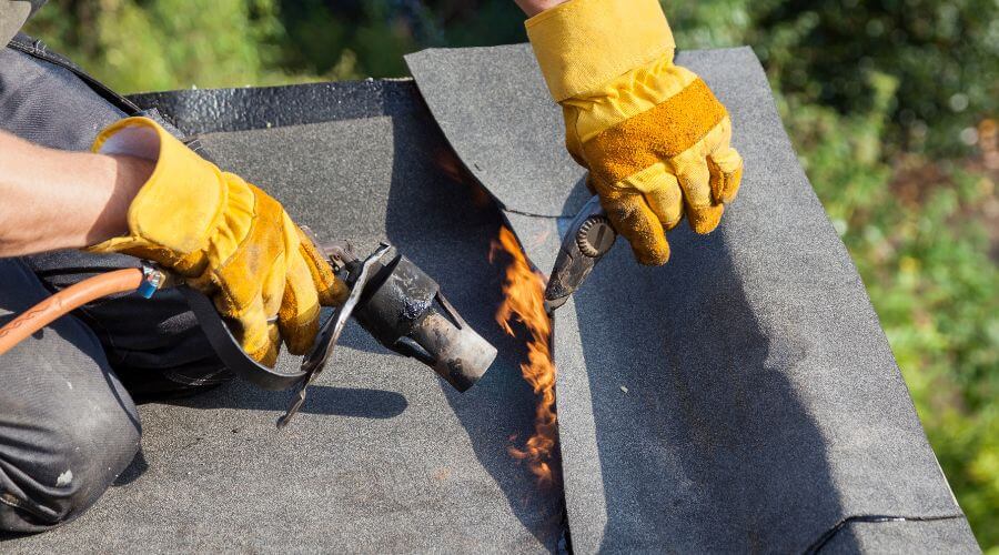 Professional gutter cleaning in Meadville, MS